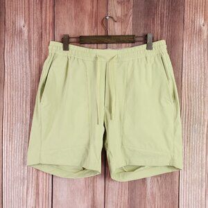 Lululemon Mens XL Bowline Short 8" Stretch Ripstop Dew Green Athleisure M7ARQS